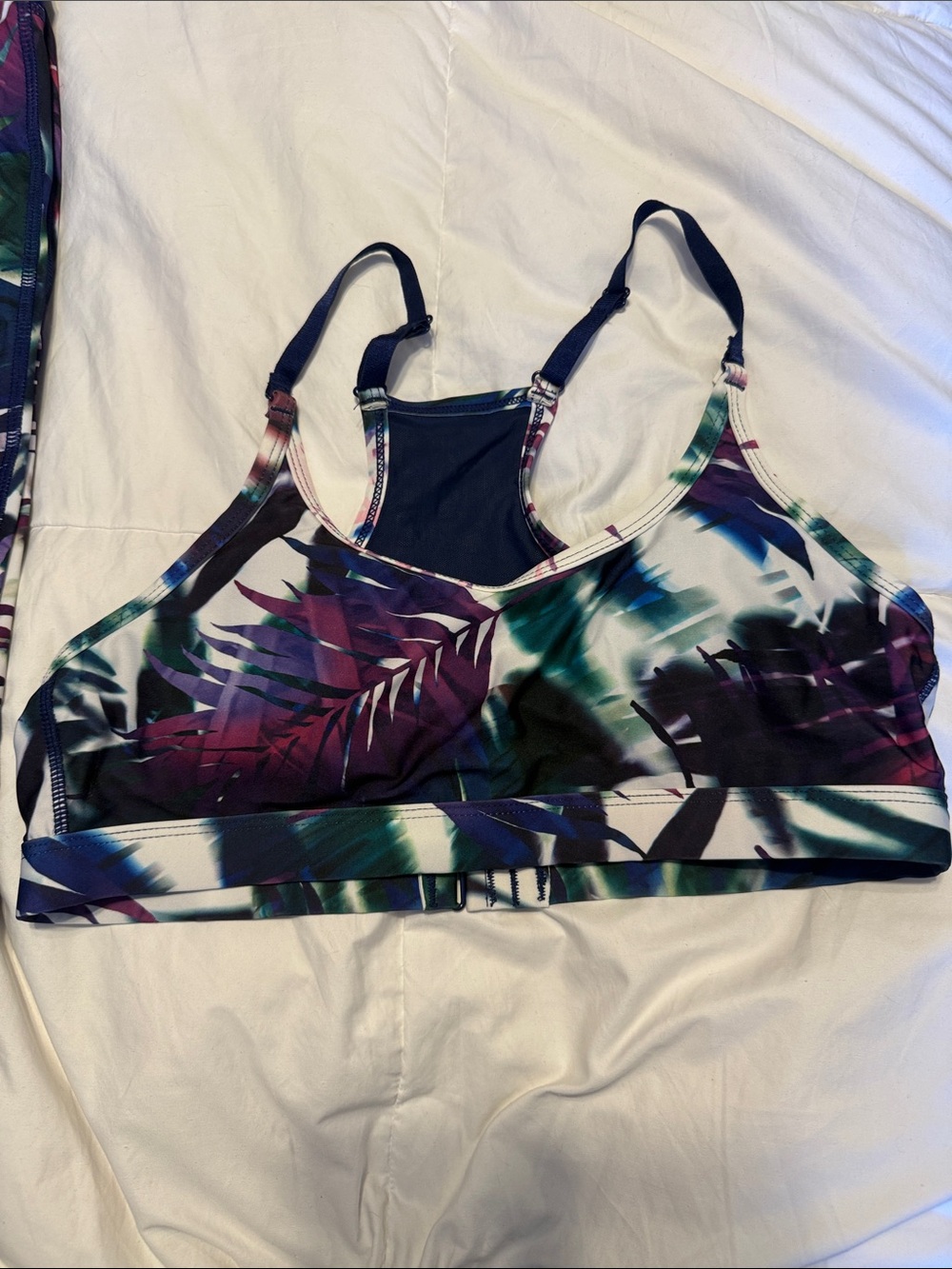Roxy Tropical Print Sports Bra & Leggings Set - Multicolor - Picture 2 of 11